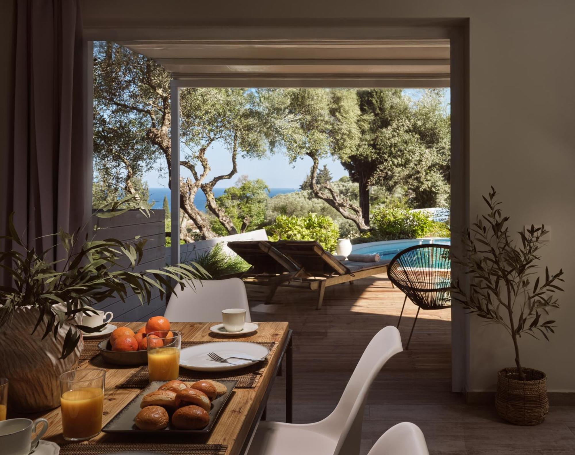 Chris & Jo Villas, Enchanting Escapes, With Heated Pools & Seaviews By Thinkvilla Zakynthos Town Exterior photo